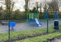 Heatherton helps local community project
