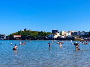 Tenby’s North Beach set to lose its Blue Flag status