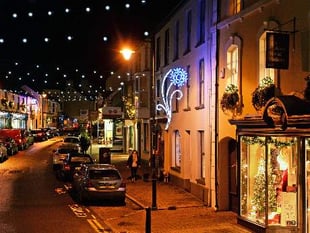 Narberth Town Council invites you to ‘Shine’ this Christmas