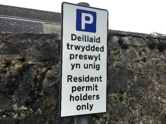 Resident parking scheme could be introduced along The Maudlins