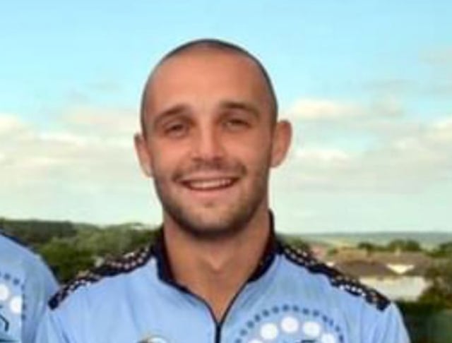 Charity auction at Tenby’s Castle Beach in memory of Saundersfoot man