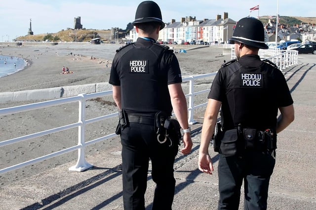 More bobbies on the beat as neighbourhood policing expanded