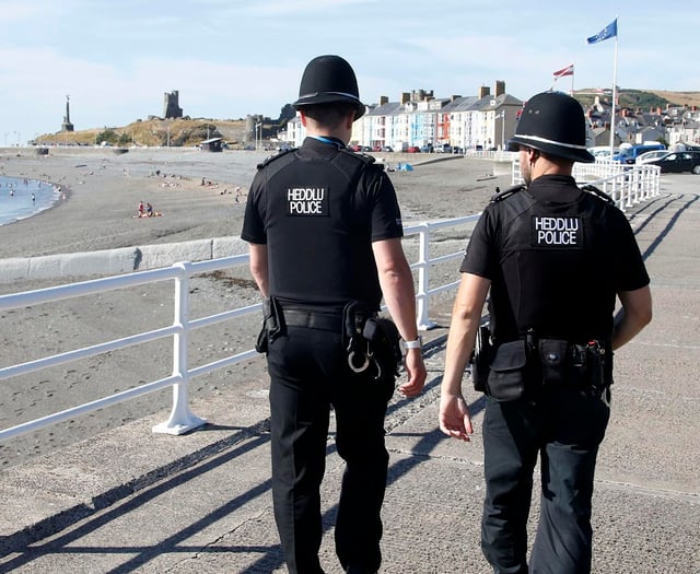 More bobbies on the beat as neighbourhood policing expanded