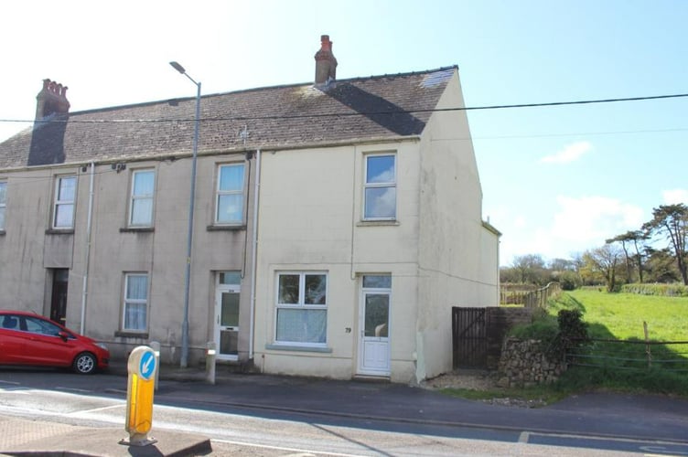 pembroke fixer uppers