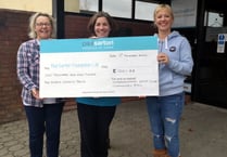 Pembrokeshire Yacht Club Commodore’s ball raises funds for local Hospice