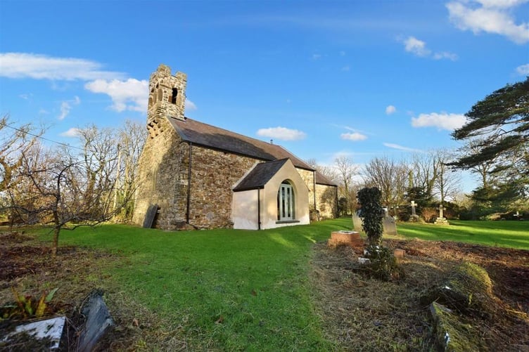 pembroke chapels