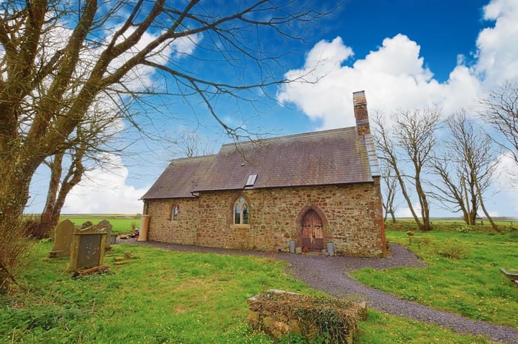 pembrok chapels