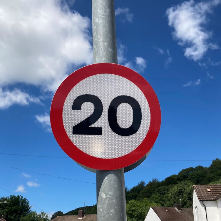 20mph sign