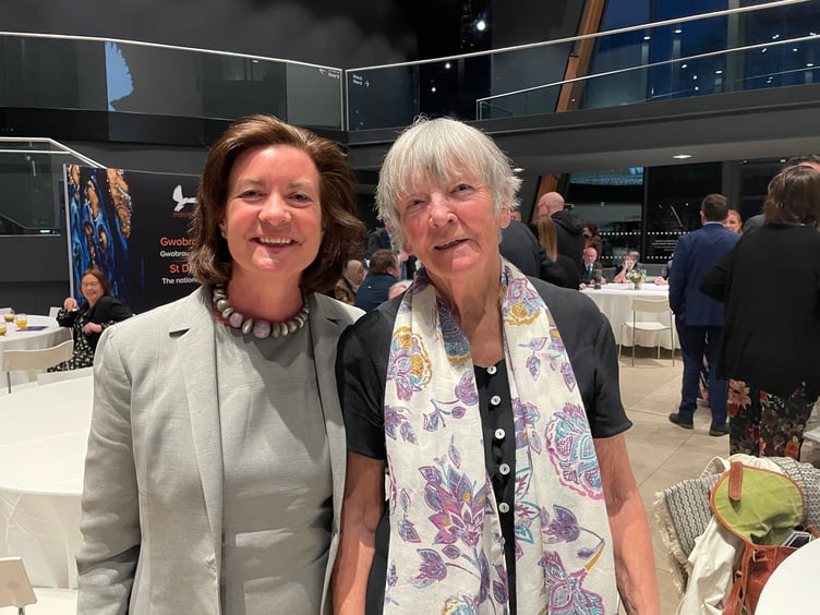 Eluned Morgan with Mollie Roach, of Solva