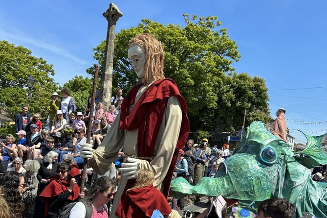 A giant statue of St David and a sea monster, both created by Small World Theatre, led the parade at the Pilgrim Festival in the UK’s smallest city.