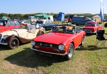 Pembrokeshire Car Club Classic Car Show pulls crowds at Carew Airfield