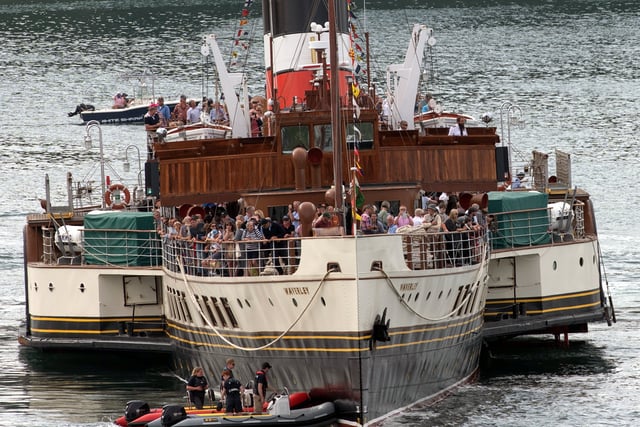 Tenby Sailing Club assists Waverley paddle steamer following Regatta