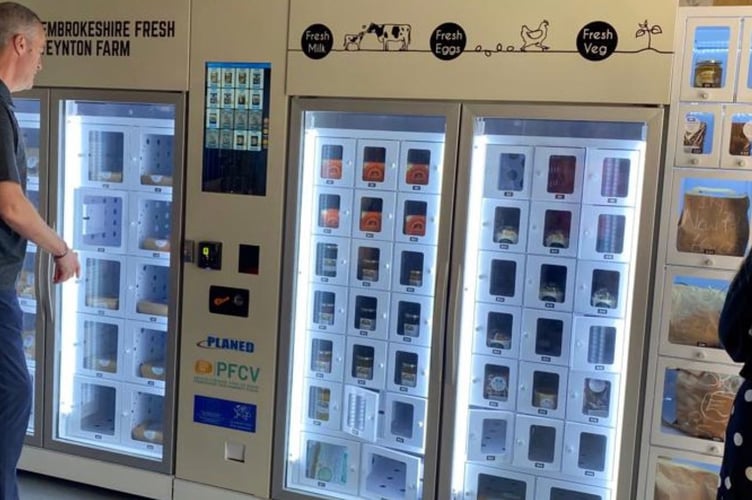 Pembrokeshire Fresh Vending, Steynton Farm