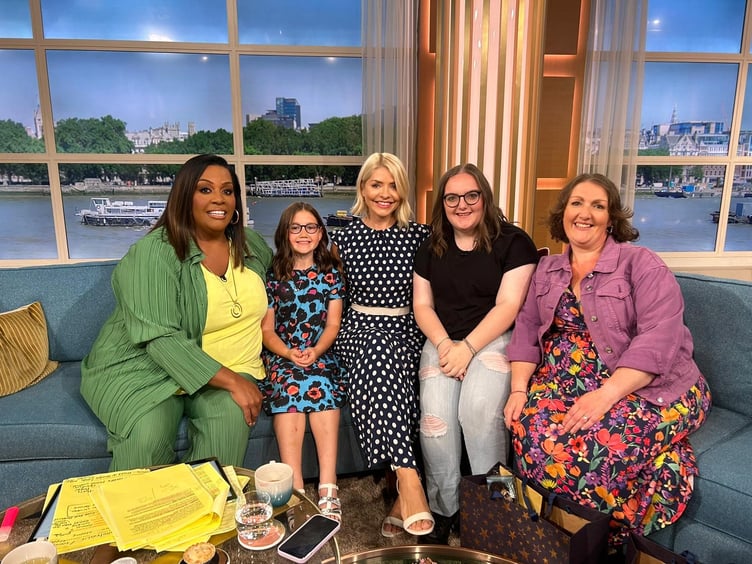Alison Hammond, Nyfain, Holly Willoughby, Lowis and mum, Kelly on the This Morning sofa Alison Hammond, Nyfain, Holly Willoughby, Lowis and mum, Kelly on the This Morning sofa