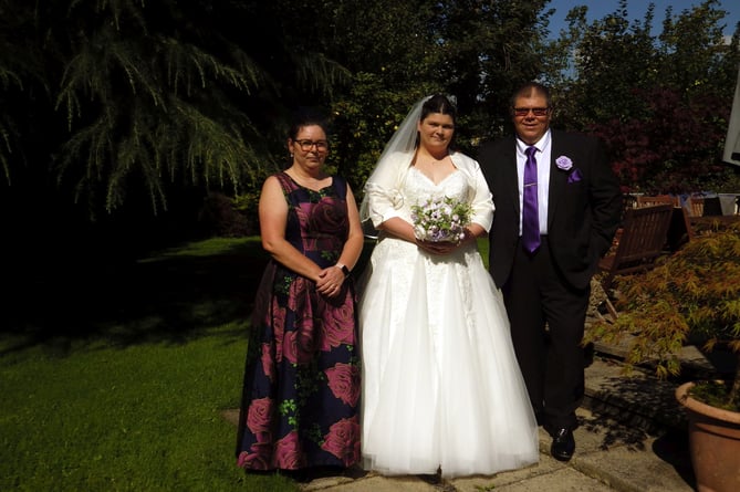 The Bride with her mum and dad