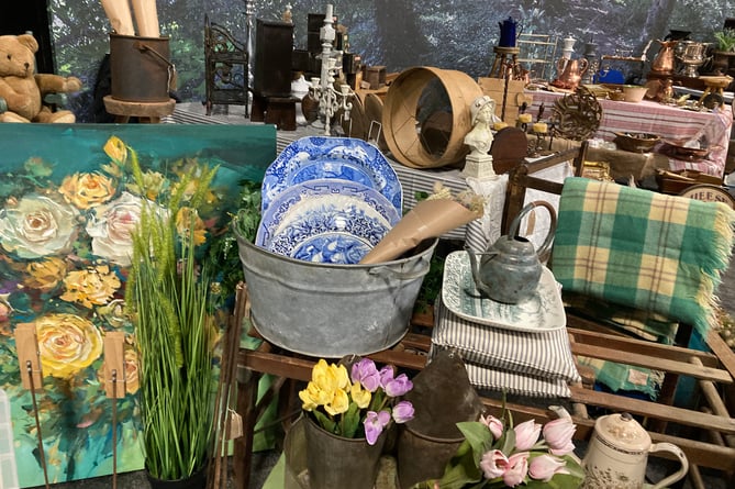 National Botanic Garden Antiques Fair takes place on November 4 and 5, 2023.