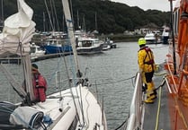 St Davids RNLI assists Neyland 40 foot yacht becalmed in St Brides Bay