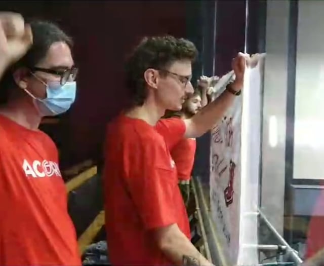 Protestors calling for rent control in Wales ejected from Senedd