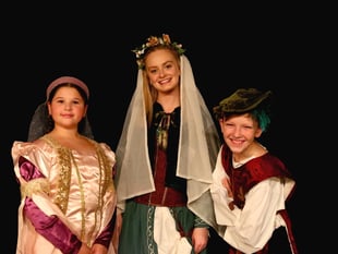 Still time to see Saundersfoot panto Robin Hood and Babes in the Wood