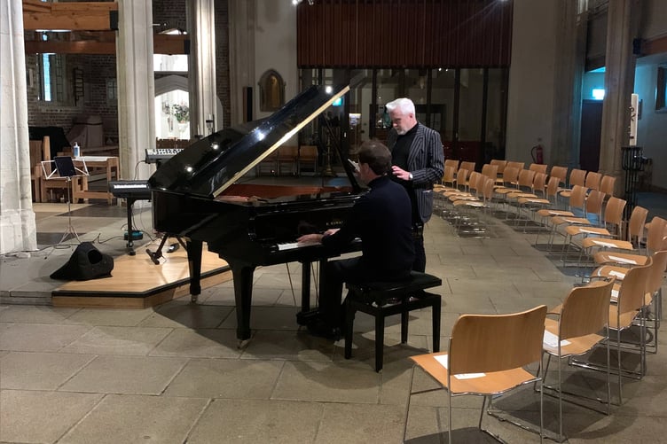 Javier Rodriguez and Nicky Lloyd in rehearsal