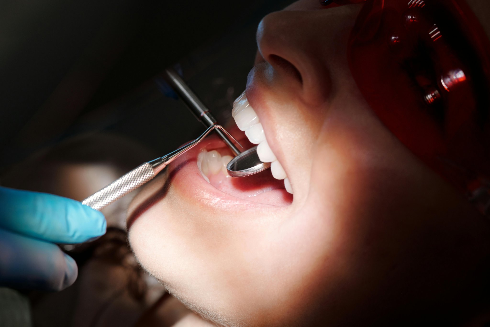 Kilgetty ladies appreciate local dentist’s light-hearted treatment of toothy subject