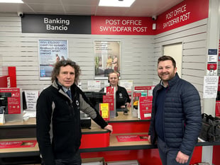 Banking on it: Senedd member’s praise for Tenby Stores and Post Office