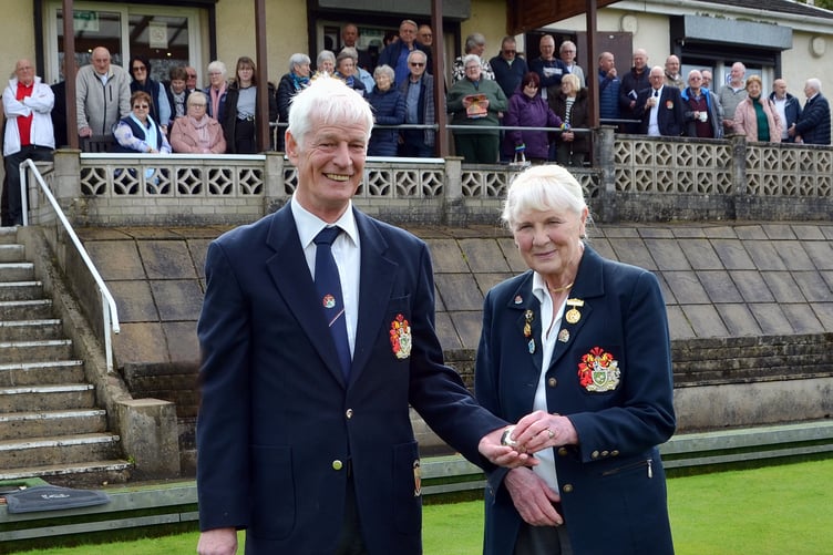 Collette receiving the Silver Jack from PDBC chairman Richard Hissey