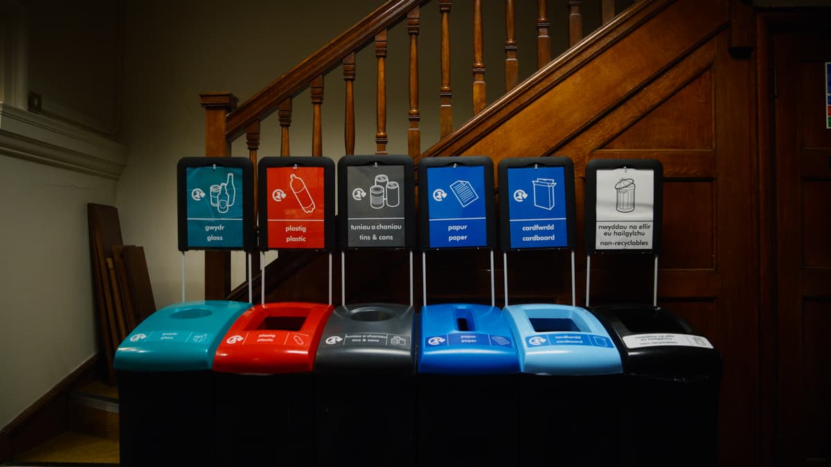 New Wales law says business and charities must sort workplace waste for