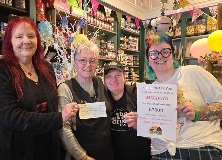 Wisebuys Pembroke Greenacres donation