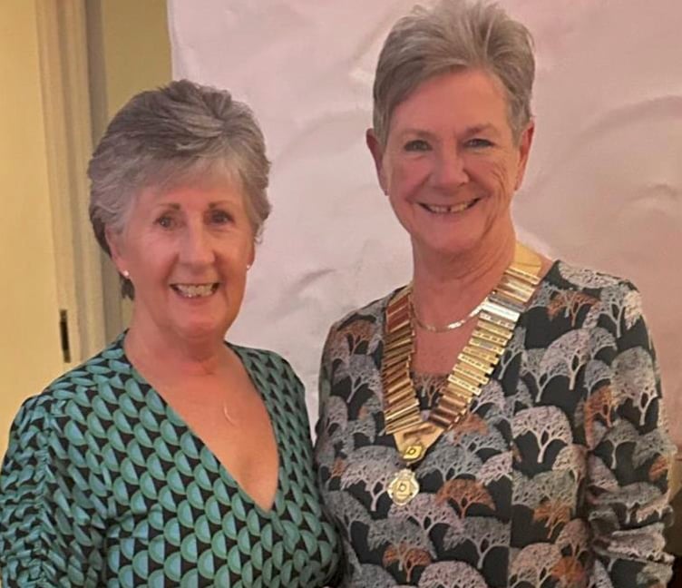 Tenby Tangent Club chair Averil Upham presented Michelle Evans with her new Chain of Office at a superb Handover meal at Trefloyne Manor last week.