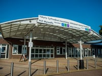 Tenby man took knives into hospital