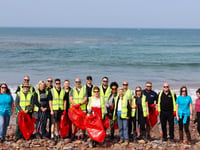 Pembrokeshire beach clean unites local businesses and volunteers 