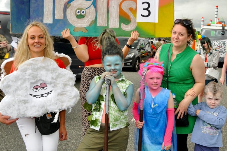 Neyland 2024 - Trolls