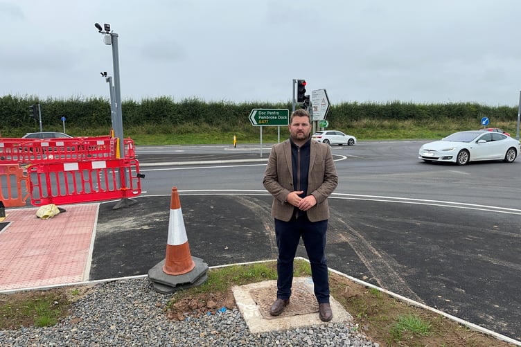 Samuel Kurtz MS at Nash Fingerpost Junction, where new intelligent traffic lights have been installed.