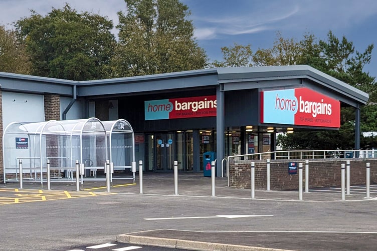 Following a £2million investment, UK family-run retailer Home Bargains opened a new local store on Saturday, creating 45 new jobs. Manager at the new Pembroke Dock store at the former Wilko’s/Kwik Save site said the town will be a “great location” for the company.