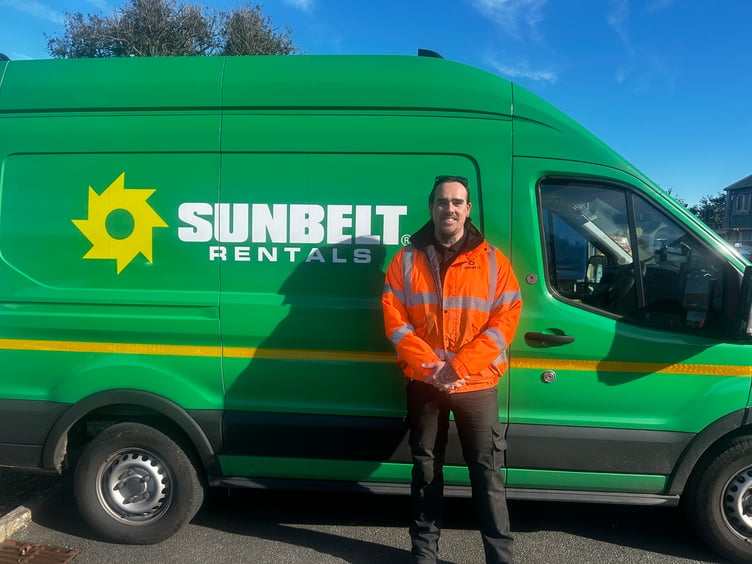 31-year-old Kieran Warlow put his newly acquired first aid skills to use just days after he had completed a St John Ambulance Cymru training course.