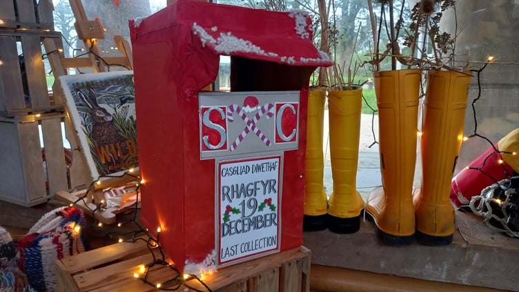Discover the enchantment of Oriel y Parc, National Park Discovery Centre, with the Winter Festive Nature Trail, running from Saturday 23 November to Friday 20 December.