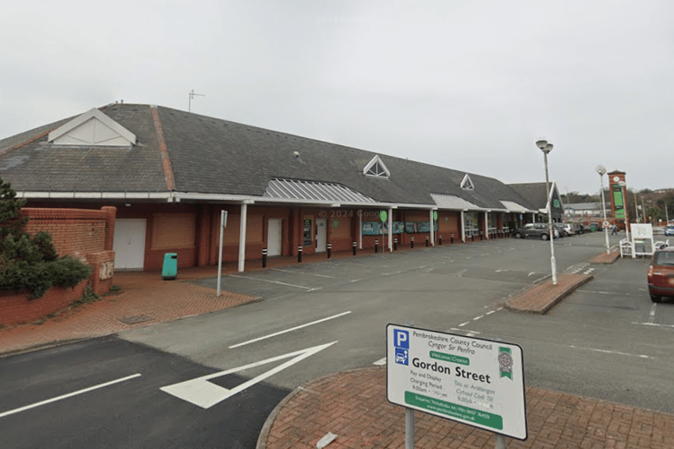 Asda, Pembroke Dock
