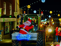 PHOTO REEL: Pembrokeshire Illuminated Tractor Run