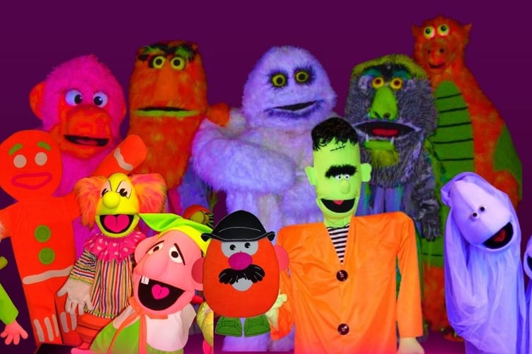 Puppet Spectacular Glow Show