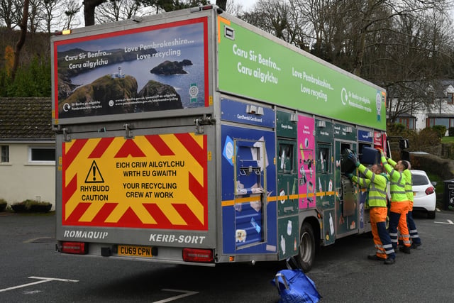 Councillor's call for clear refuse updates
