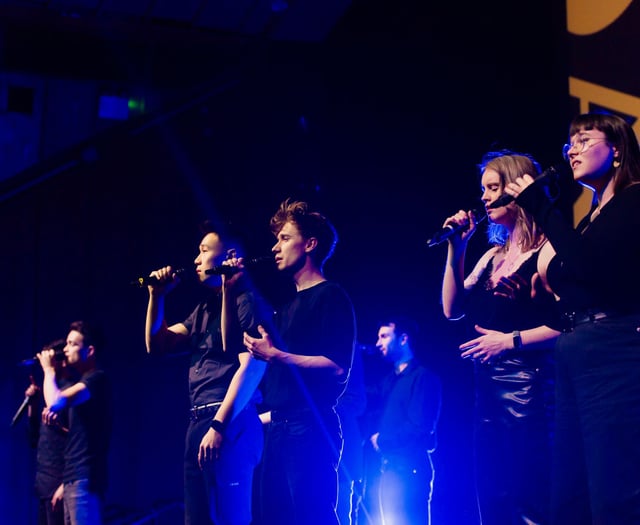 Top UK A Cappella group’s show at Queens Hall Narberth