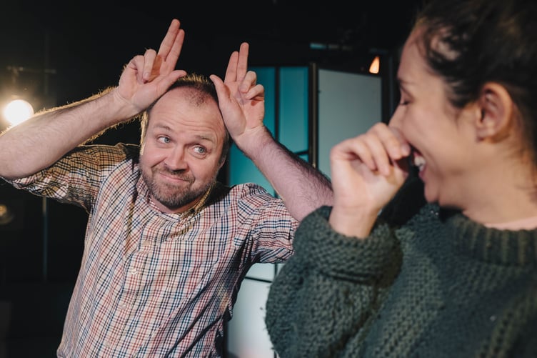 99’er - Gareth ac Elena