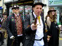 Tenby Steampunk Festival wakes up town