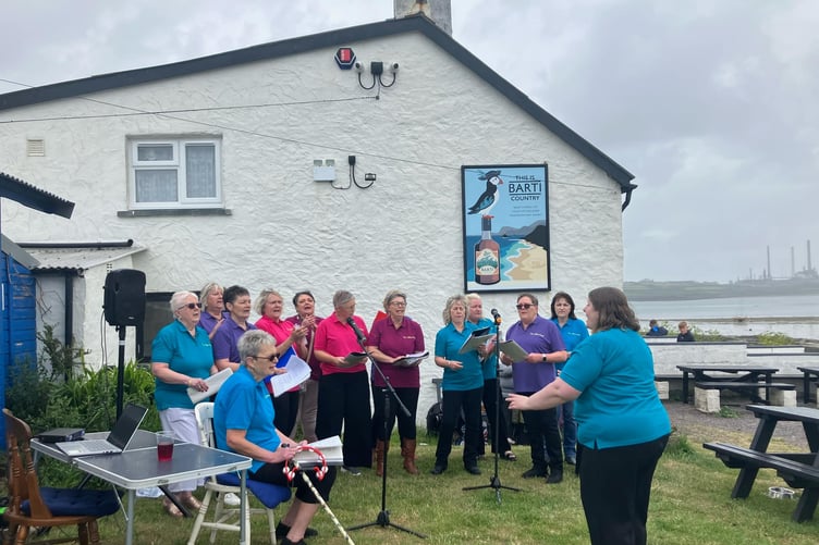 The Aftertones at The Old Point House, Angle