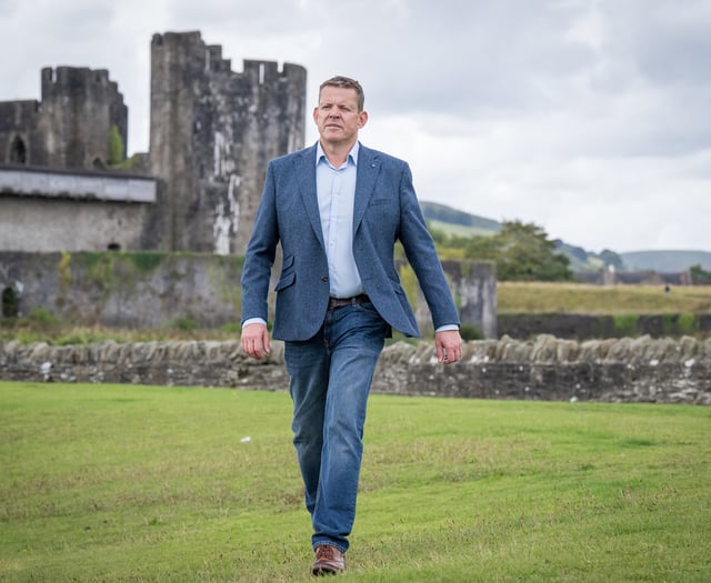 Plaid Cymru offers "new leadership for Wales"