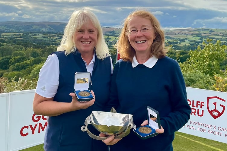 Julia McClelland and Lynda Johnson won the Centenary Greensomes handicap competition at Wales Golf finals week held at Llandrindod Wells Golf Club