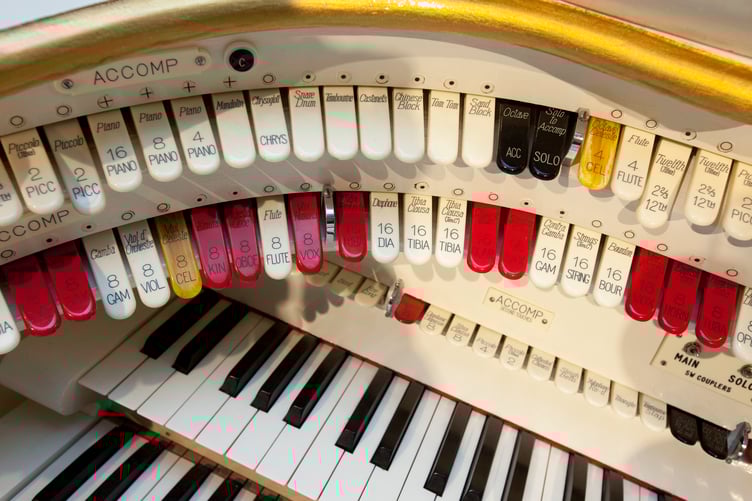 25.02.10. Words: Rin Simpson.
The Wurlitzer Organ installed and maintained by Ben Snowdon.
Pic: James Davies/©James Davies Photography.
07875541481/jamesdaviesphotography@gmail.com