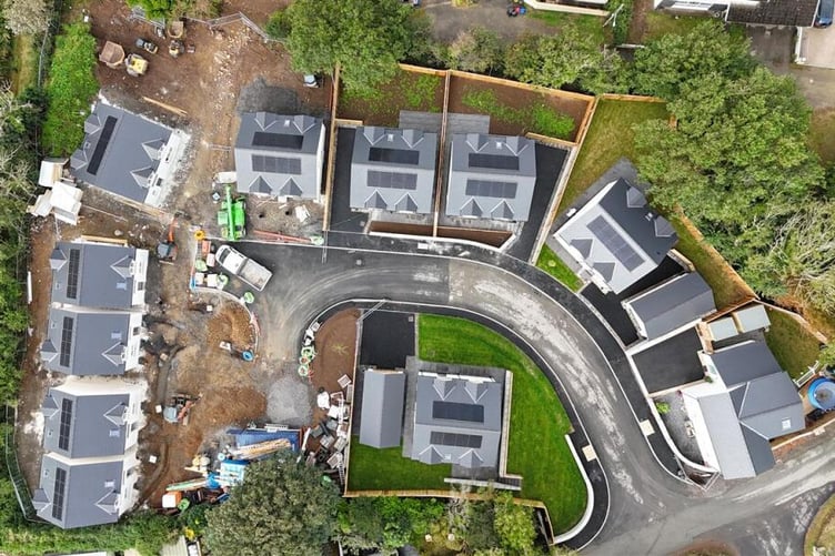 Properties at Rose Haven Gardens, Rosemarket