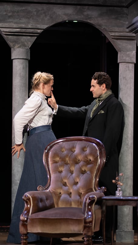 Seren Vickers and Samuel Freeman in The Turn of the Screw